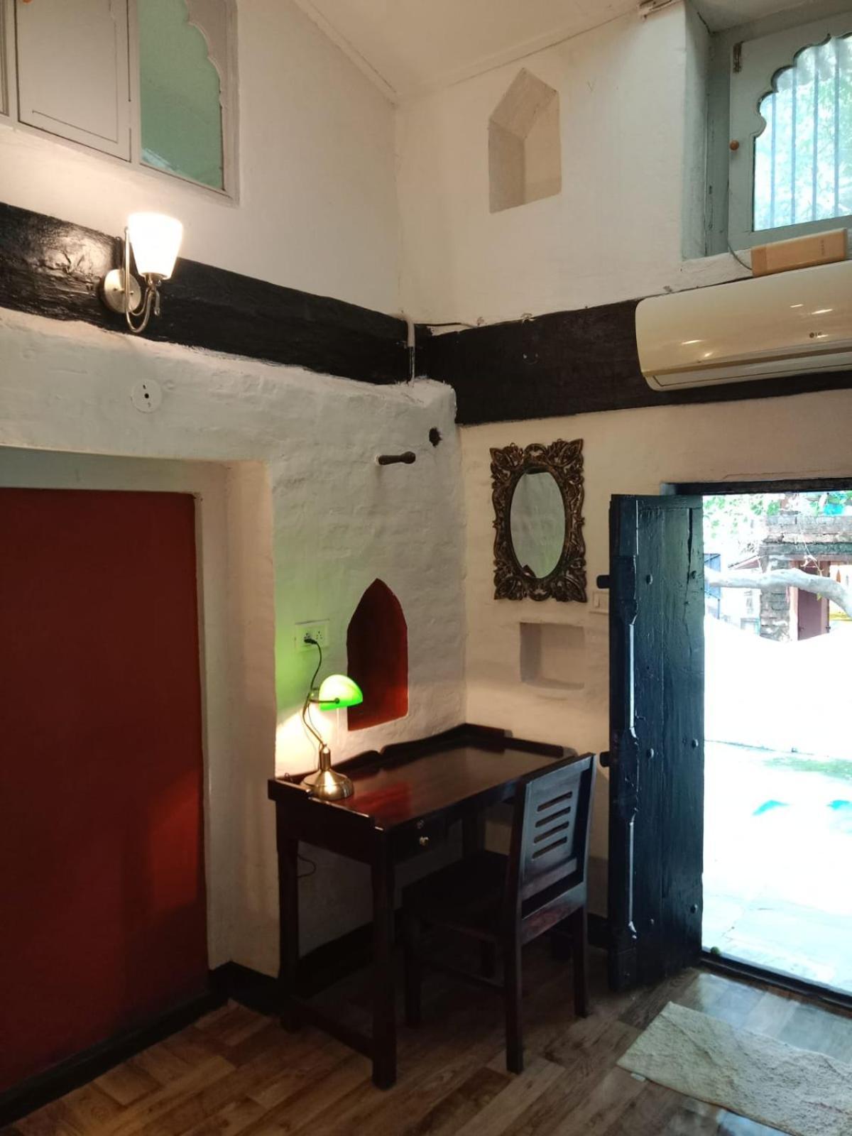 Labboo'Z Cafe And Lodge Maheshwar Exterior photo