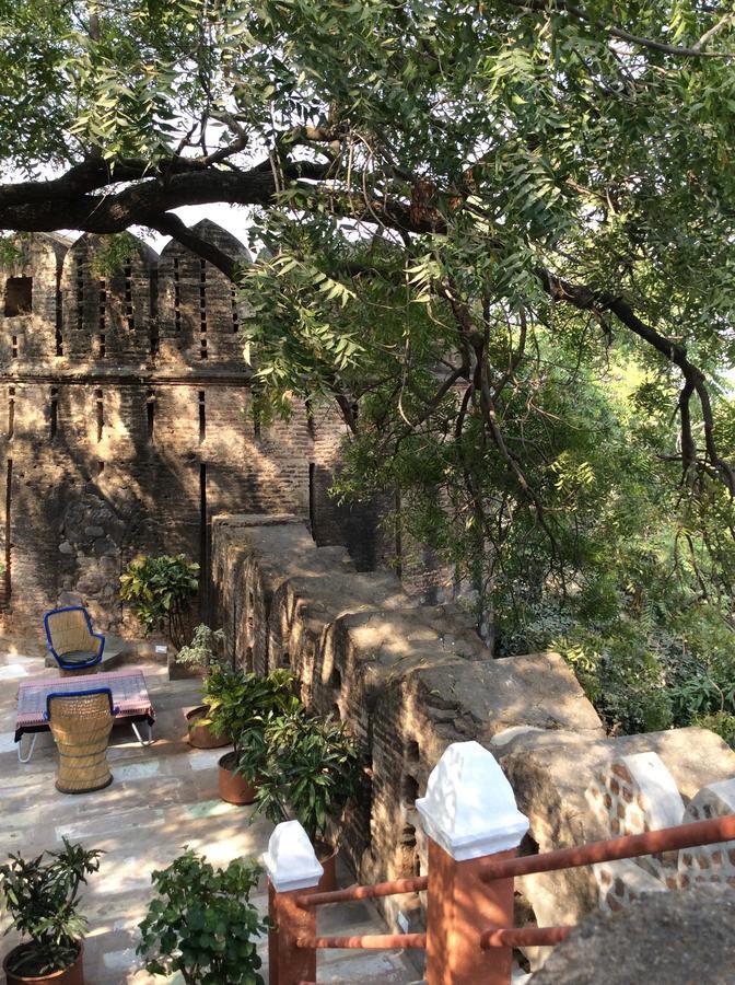 Labboo'Z Cafe And Lodge Maheshwar Exterior photo