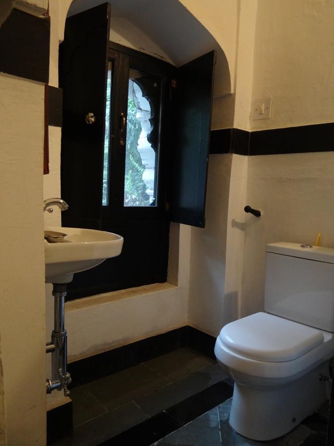 Labboo'Z Cafe And Lodge Maheshwar Exterior photo