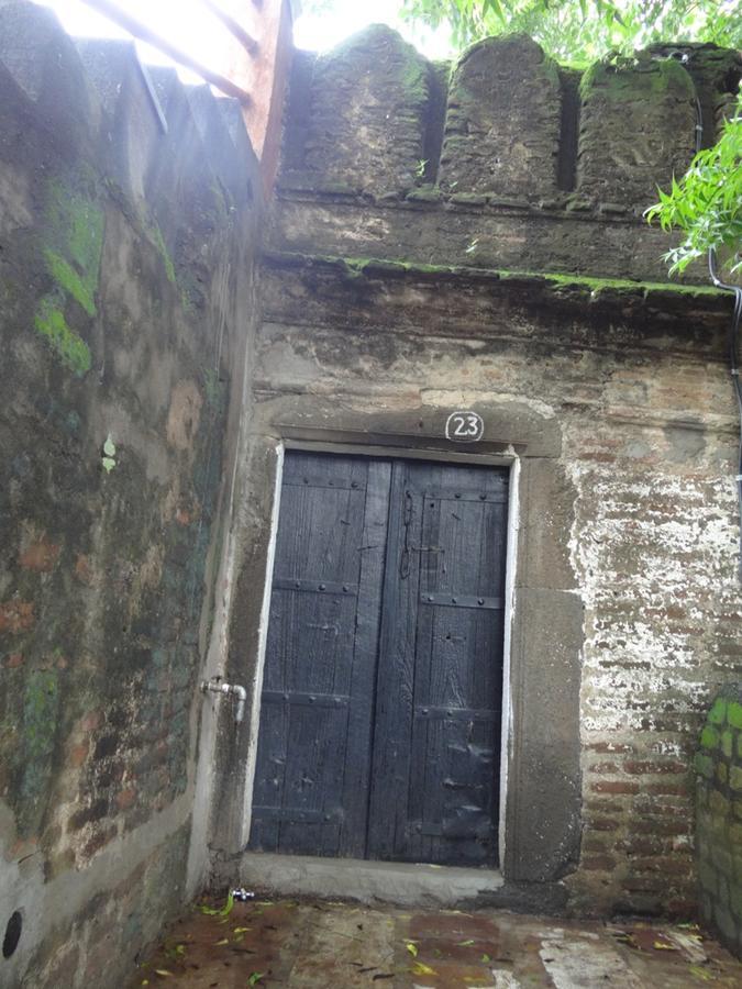 Labboo'Z Cafe And Lodge Maheshwar Exterior photo