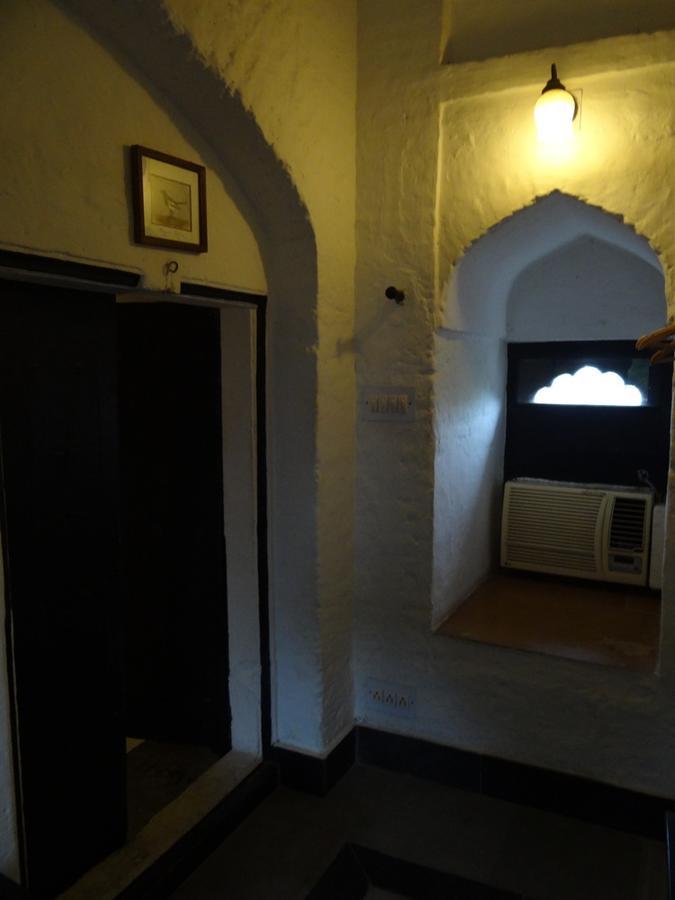 Labboo'Z Cafe And Lodge Maheshwar Exterior photo