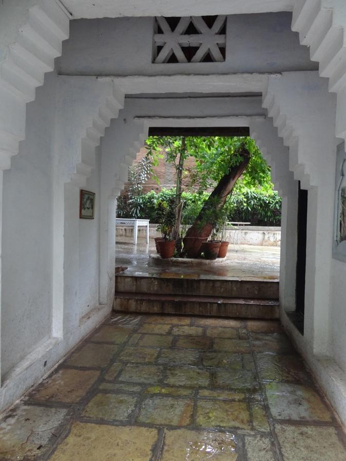 Labboo'Z Cafe And Lodge Maheshwar Exterior photo